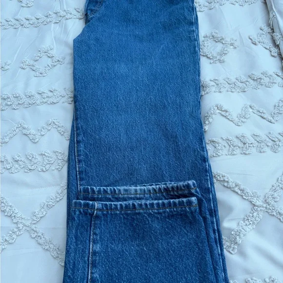 Levi's Women's Blue Jeans - Picture 3 of 5